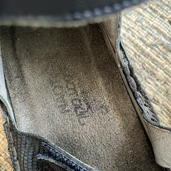 NAOT Begonia Orthodic Fitting Sandals - Picture 8 of 11